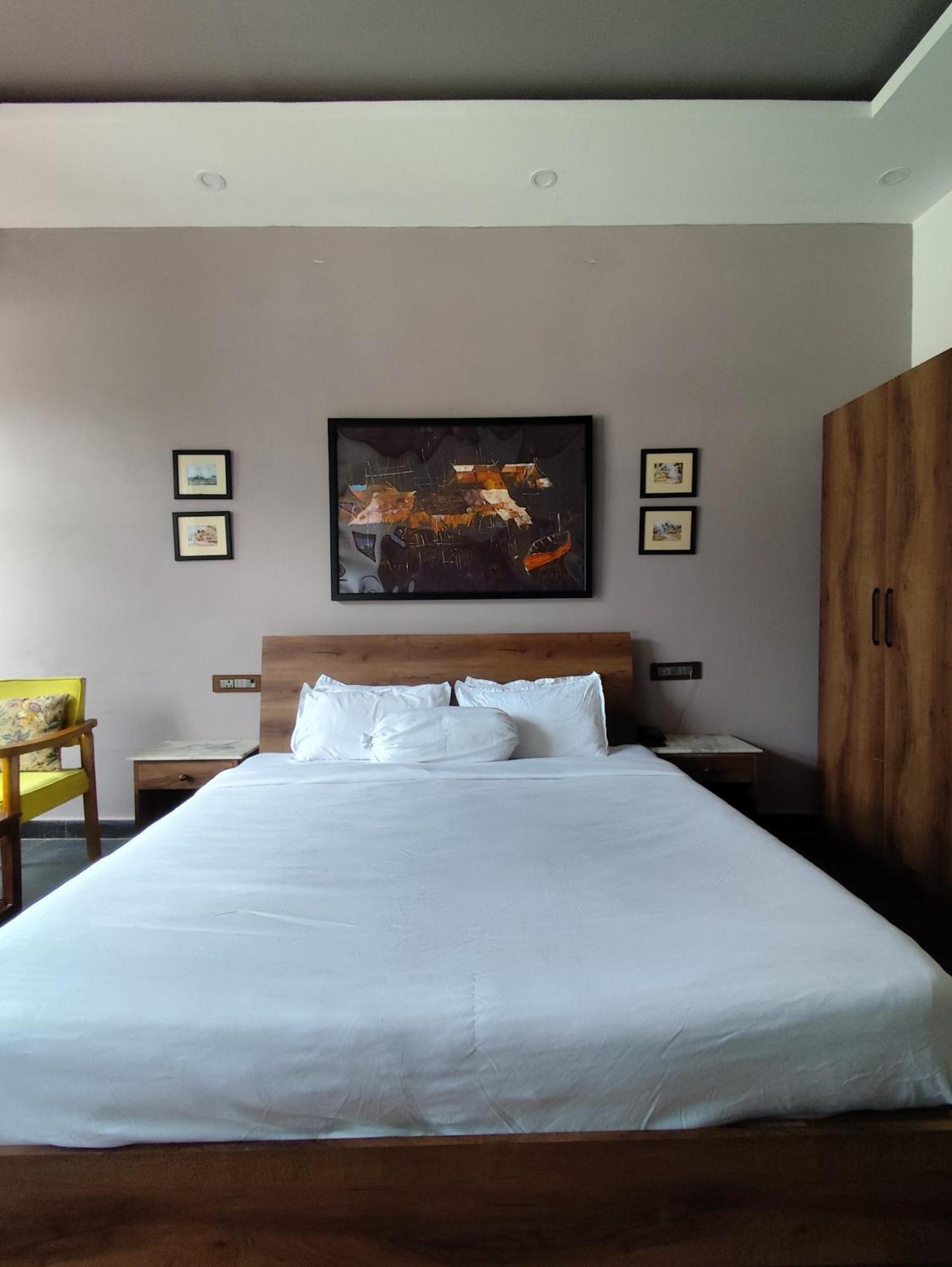 Meeram Ganga, A Heritage Stay By The Ganges At Triveni Ghat Rishikesh Exterior photo